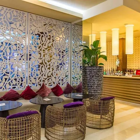 Hotel Royal
